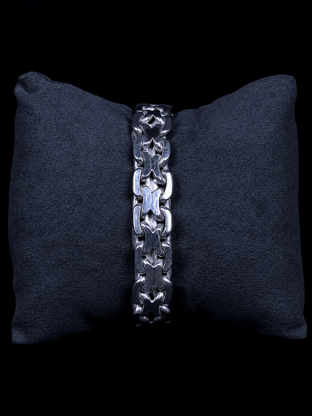 MEGINGJORD – Double Anchor